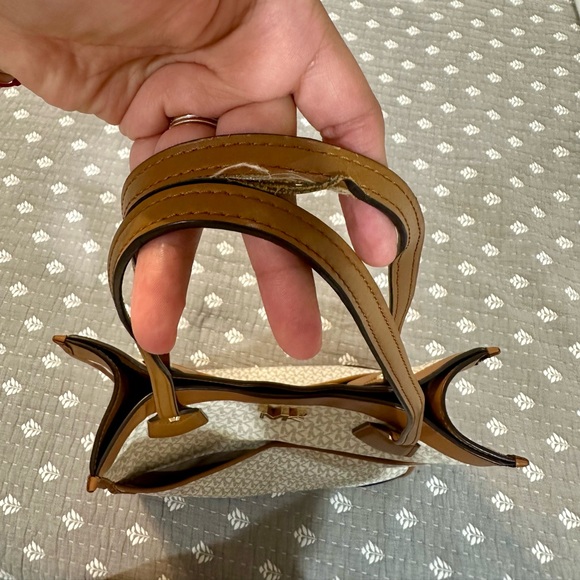 Michael Kors Tote - Picture 6 of 6